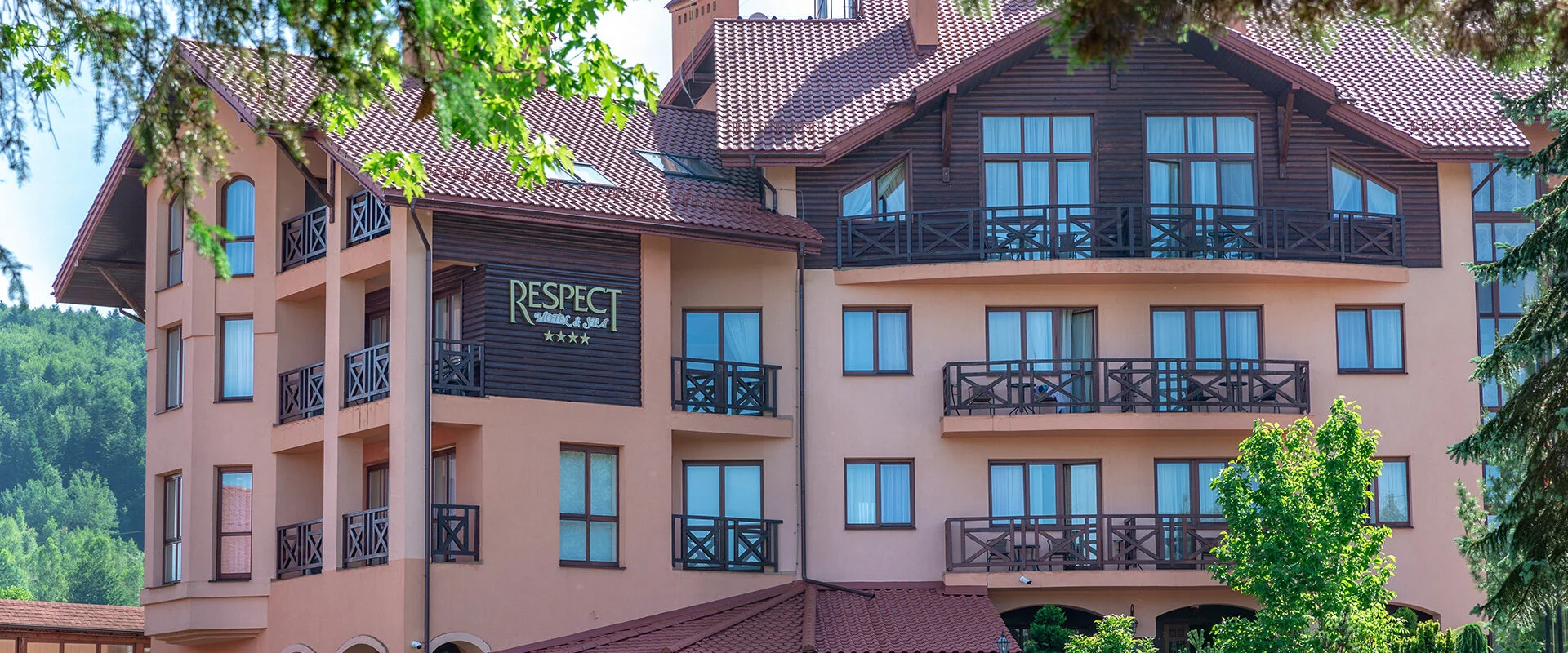 Аерофото Respect Hotel у Східниці